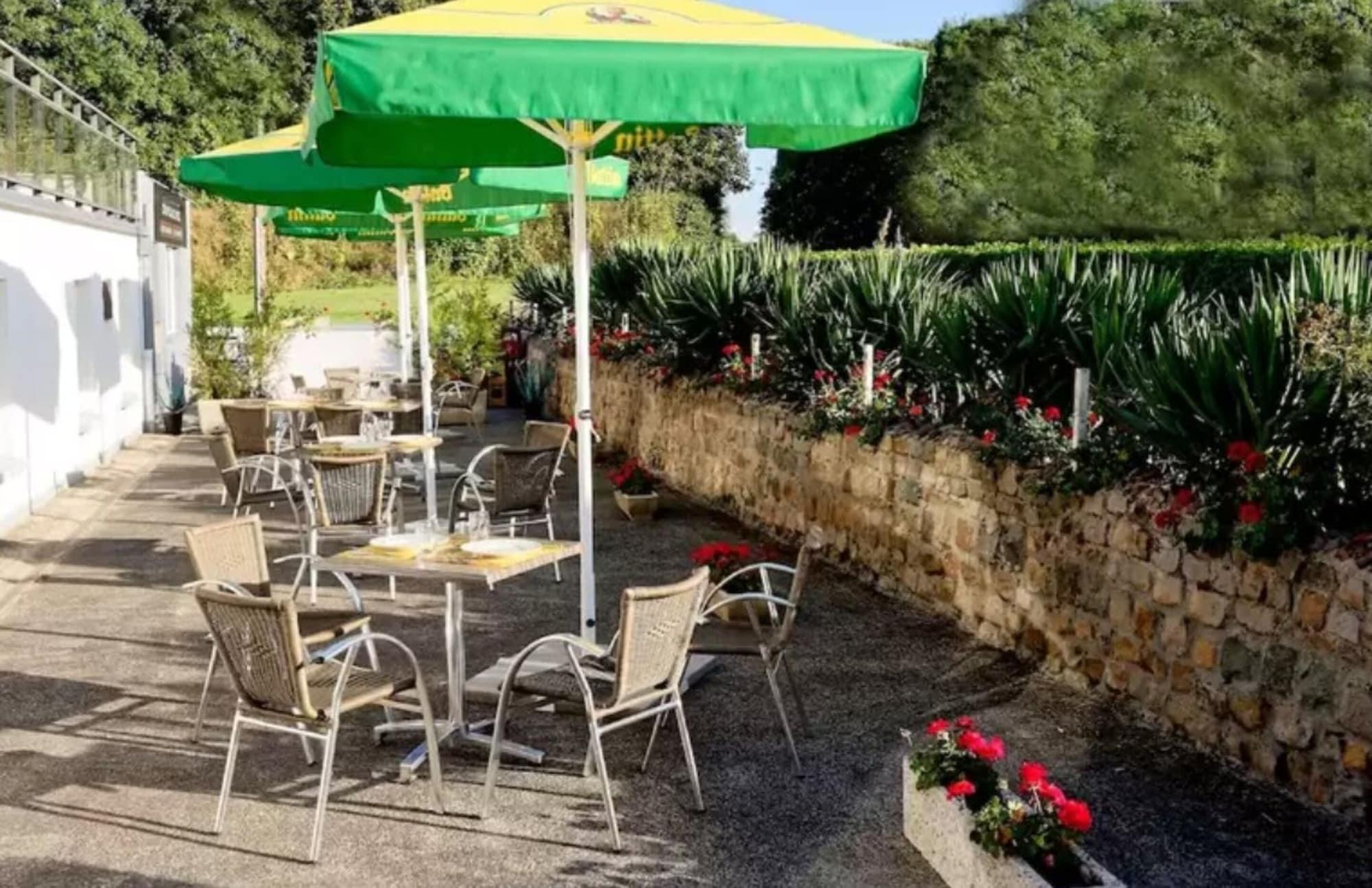 Le Manoir 호텔 Orchies 외부 사진
