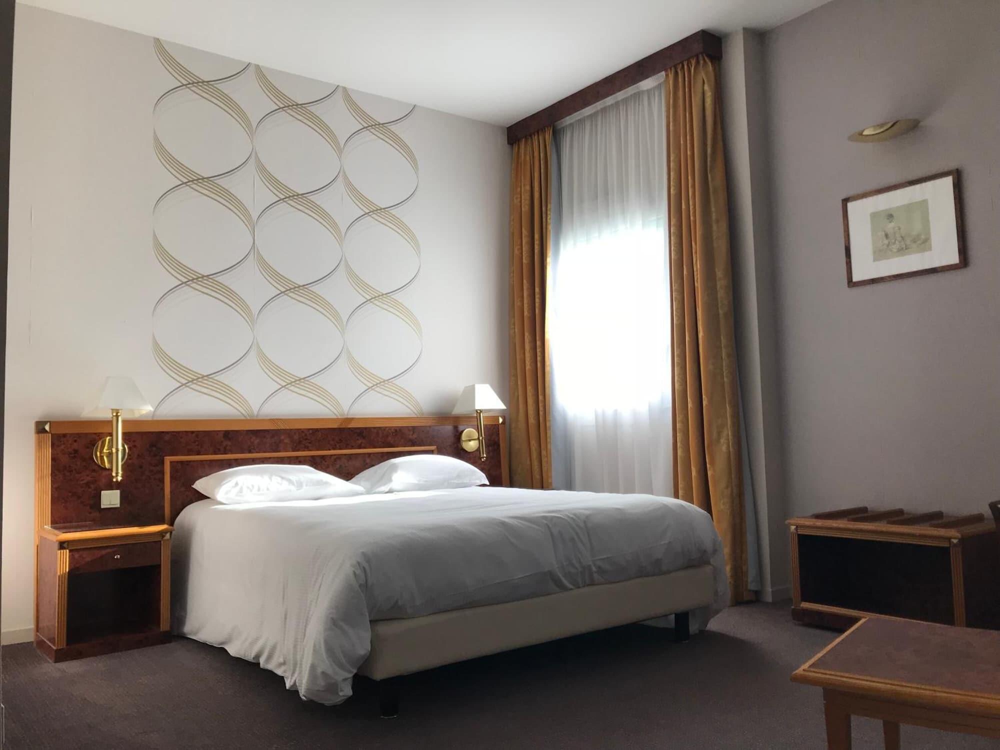 Le Manoir 호텔 Orchies 외부 사진